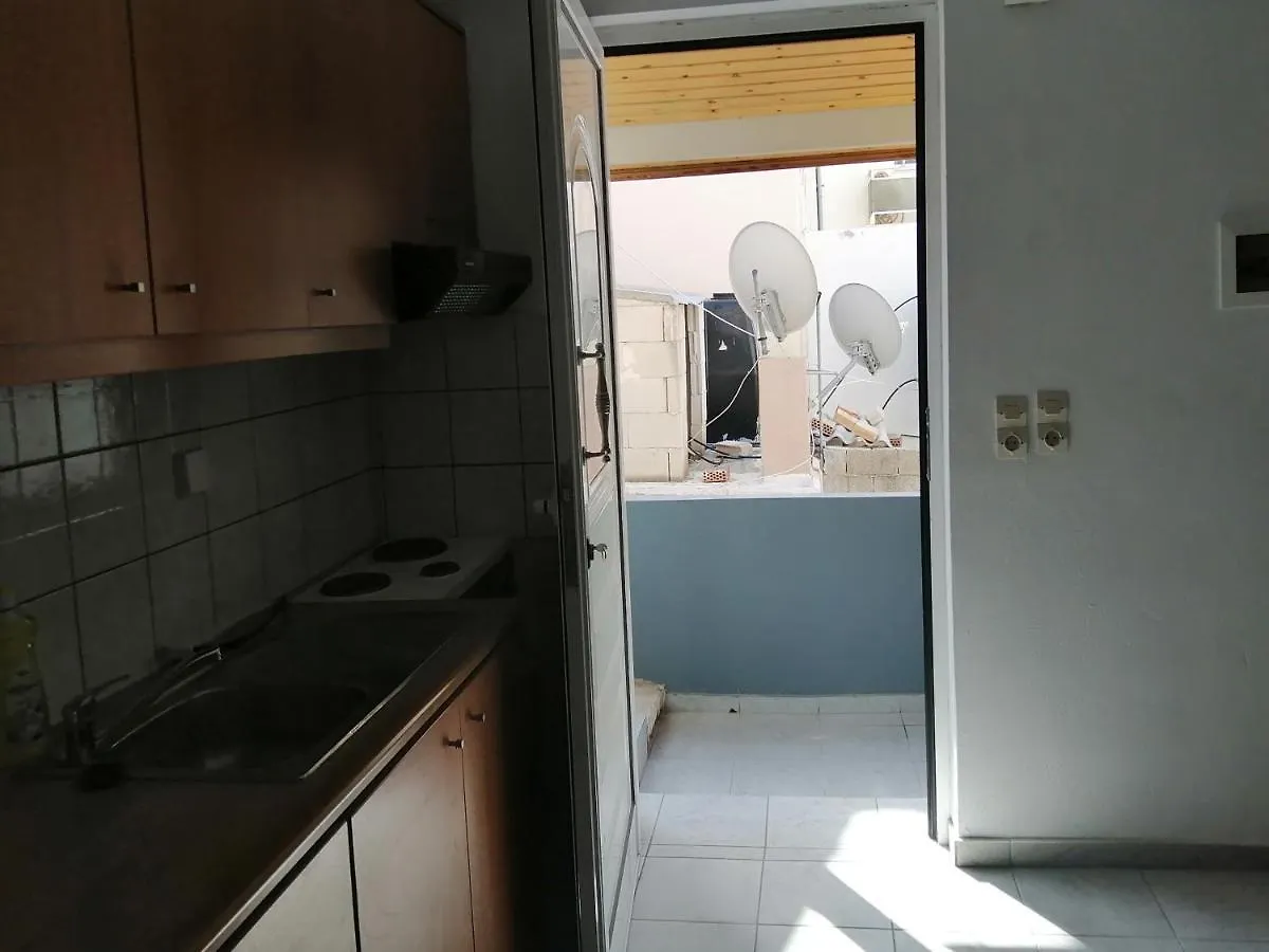 شقة Nea Alikarnassos  في Aρτεμισιας